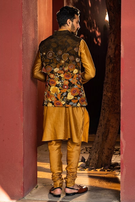 Kalista Zain Printed Bundi & Kurta Set 