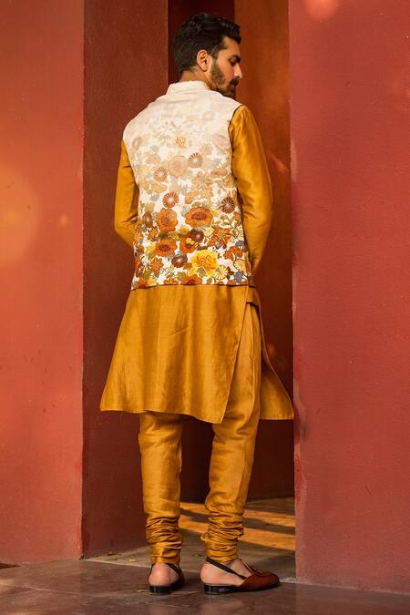 Kalista Zain Floral Print Bundi & Kurta Set 