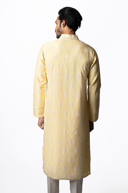 Krishna Mehta Floral Embroidered Kurta Set 