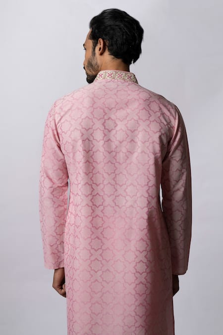 Krishna Mehta Geometric Print Kurta Set 