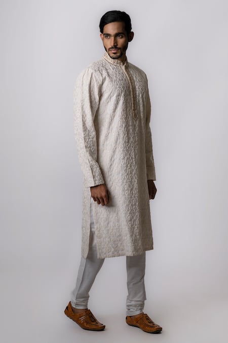 Krishna Mehta White Chanderi Embroidered Floral Kurta Set Online at Aza Fashions Krishna Mehta_White Chanderi Embroidered Floral Kurta Set _Online_at_Aza_Fashions