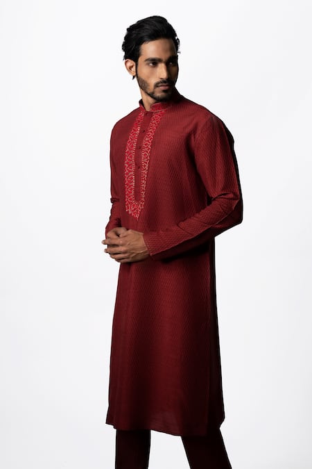 Krishna Mehta Maroon Viscose Cotton Checkered Print Kurta Set Online at Aza Fashions Krishna Mehta_Maroon Viscose Cotton Checkered Print Kurta Set _Online_at_Aza_Fashions