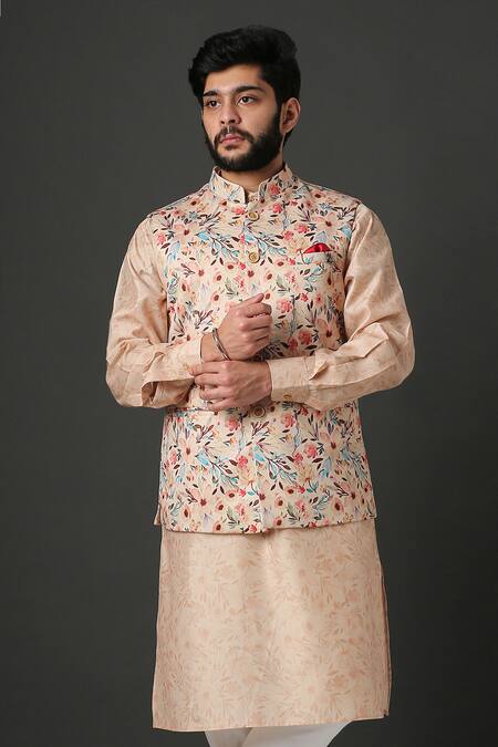 Minaki Peach Printed Bundi And Kurta Set Online at Aza Fashions Minaki_Peach Printed Bundi And Kurta Set _Online_at_Aza_Fashions