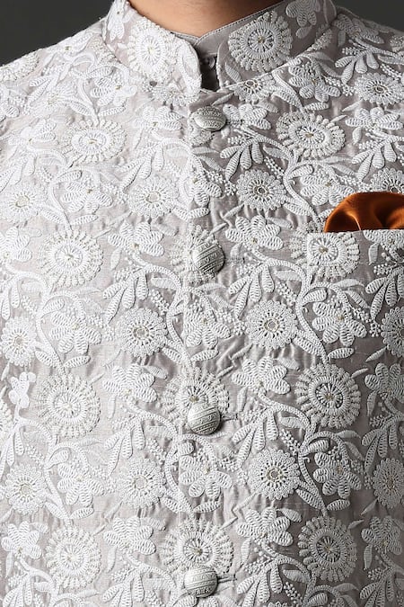 Minaki_Grey Embroidered Bundi And Kurta Set _Online_at_Aza_Fashions