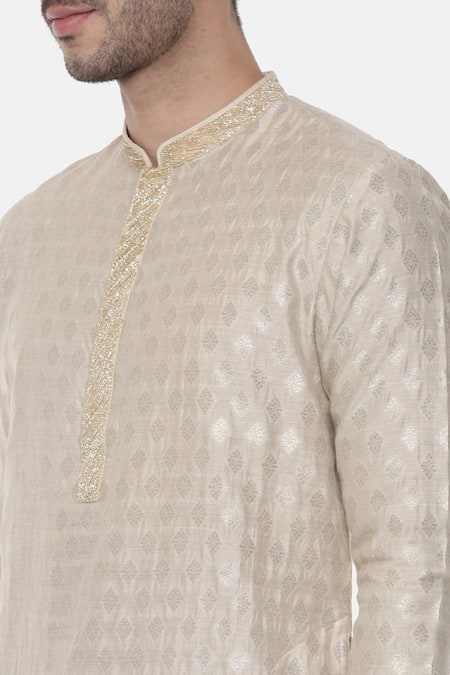 Mayank Modi - Men_Beige Banarasi Silk Brocade Floral Kurta Set _at_Aza_Fashions