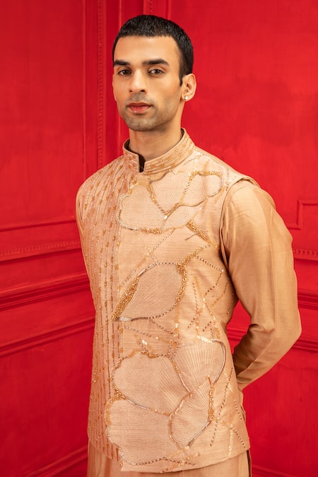 Mahima Mahajan_Beige Raw Silk, Chanderi, Shantoon Embroidered Bundi And Kurta Set _Online_at_Aza_Fashions