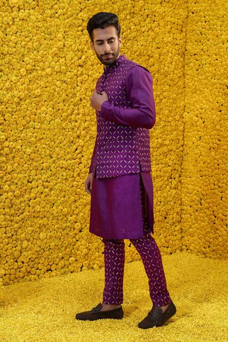 Mahima Mahajan_Purple Banarasi Chanderi, Glace Cotton Geometric Zaid Bundi And Kurta Set _Online_at_Aza_Fashions