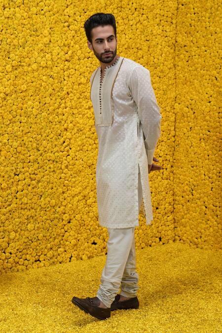 Mahima Mahajan_Green Banarasi Chanderi, Glace Cotton Floral Raziq Kurta Set _Online_at_Aza_Fashions