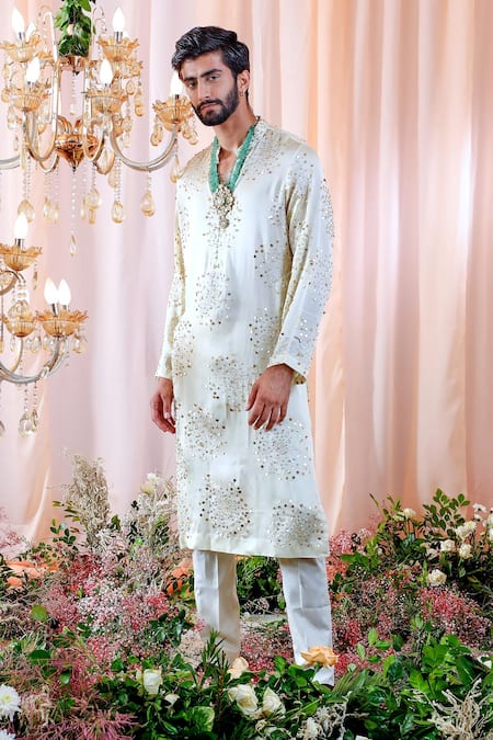 Mahima Mahajan_Green Satin Organza, Glace Cotton Sequin Leon Embroidered Kurta Set _Online_at_Aza_Fashions