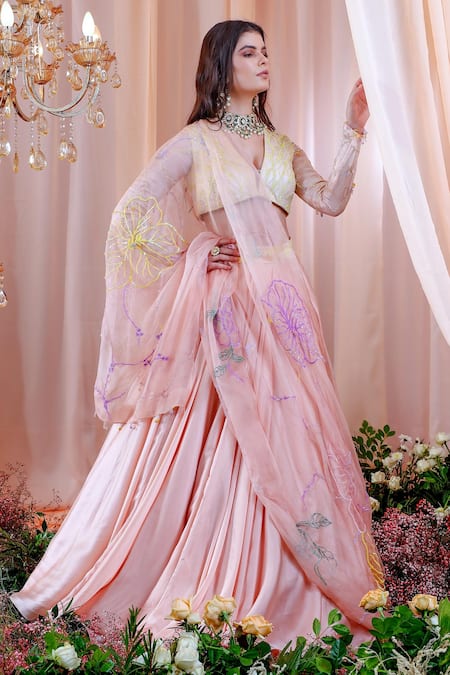 Mahima Mahajan_Pink Organza, Satin Organza, Lining Shantoon Floral Pattern Anna Lehenga Set _Online_at_Aza_Fashions