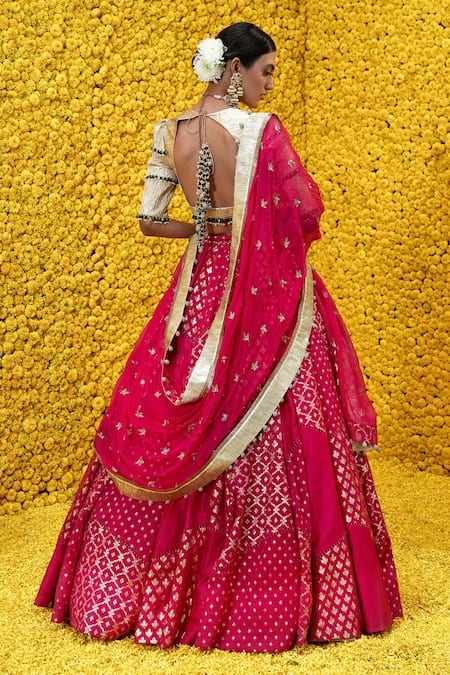 Mahima Mahajan Sona Banarasi Chanderi Bridal Lehenga Set 