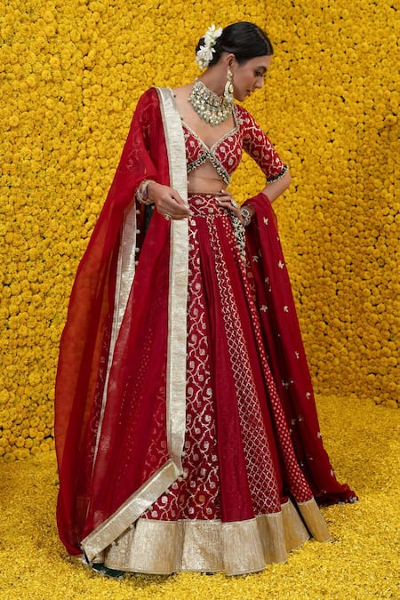 Mahima Mahajan Saba Banarasi Chanderi Bridal Lehenga Set 