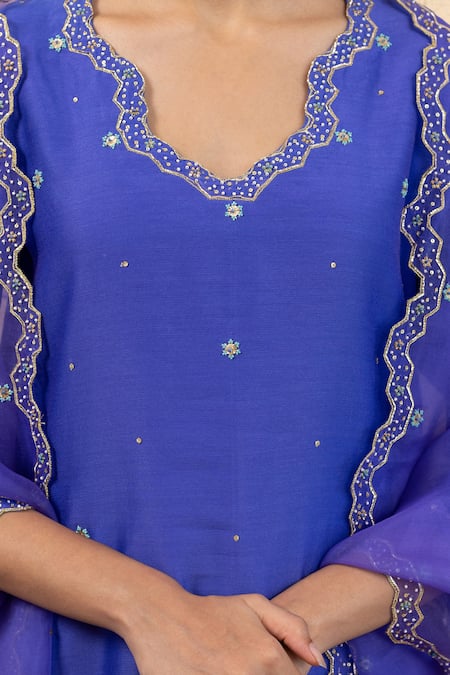 Shop_Pita Nila_Purple Chanderi, Silk Organza Beads, Embroidery V-neck Isla Kurta Set _Online_at_Aza_Fashions