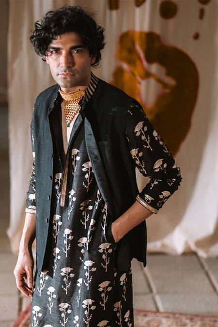Shop_Masaba_Black Raw Silk Periwinkle Foil Print Kurta_Online_at_Aza_Fashions