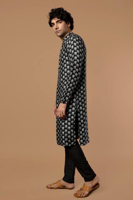 Buy_Masaba_Black Raw Silk Star Puff Print Kurta_Online_at_Aza_Fashions