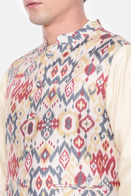 Mayank Modi - Men_Beige Cotton And Red Ikat Print Bundi _at_Aza_Fashions