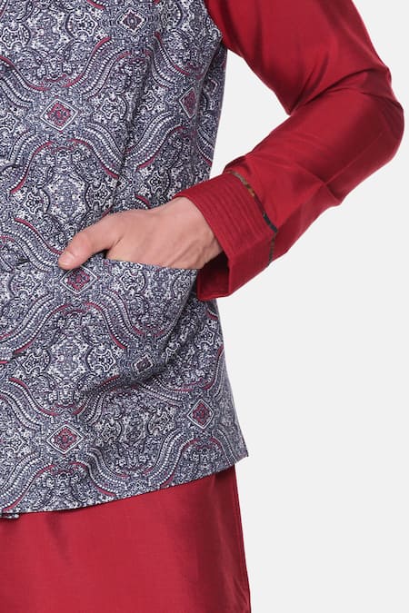 Mayank Modi - Men_Blue Vintage Print Bundi _at_Aza_Fashions