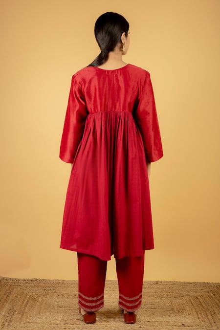 Shop Priya Chaudhary Maroon Cotton, Organza, Chanderi Silk Notched Anarkali Set at Aza Fashions Shop_Priya Chaudhary_Maroon Cotton, Organza, Chanderi Silk Notched Anarkali Set _at_Aza_Fashions