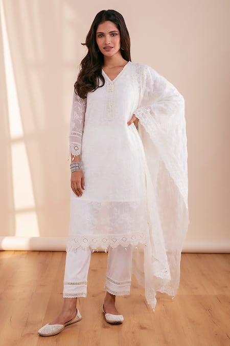 White floral embroidered organza kurta with pants - set of two by