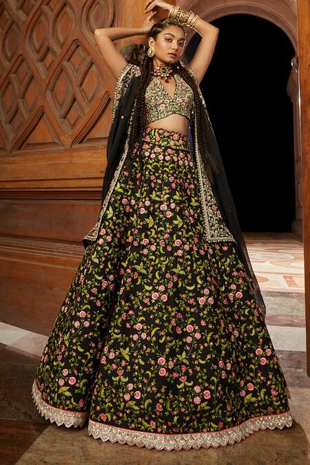 5 Lightweight Easy To Carry Lehengas Of Katrina Kaif To Top The Glam List