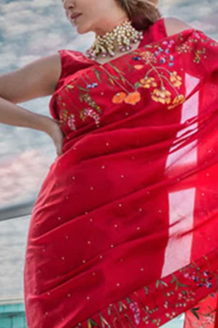 Muksweta Silk Hand Painted Saree 