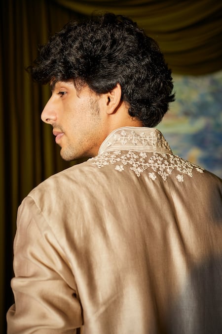 Shop Twenty Nine Beige Silk Chanderi Mirror And Thread Kurta Set Online at Aza Fashions Shop_Twenty Nine_Beige Silk Chanderi Mirror And Thread Kurta Set _Online_at_Aza_Fashions