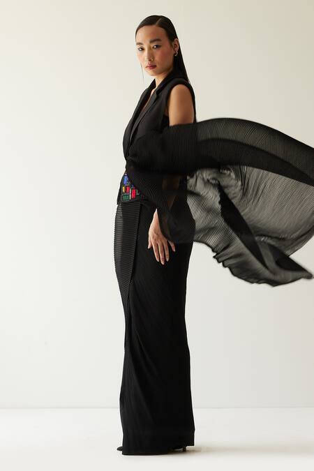 Buy Mini Sondhi Black Crepe, Crinkled Georgette Geometric Pattern Pre-draped Pant Saree With Online at Aza Fashions Buy_Mini Sondhi_Black Crepe, Crinkled Georgette Geometric Pattern Pre-draped Pant Saree With_Online_at_Aza_Fashions