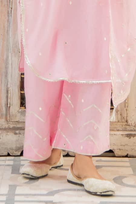 Maison Shefali_Pink Cotton Embroidery V Neck Mirror Embellished Kurta Set _at_Aza_Fashions