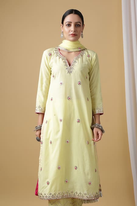 Buy_Maison Shefali_Yellow Cotton Embroidered Kurta Set _Online_at_Aza_Fashions