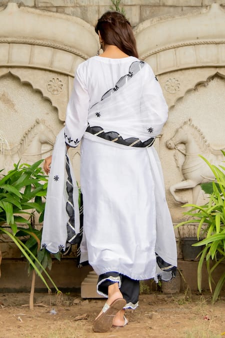 Shop Maison Shefali Black Cotton, Chanderi Round Kurta Set at Aza Fashions Shop_Maison Shefali_Black Cotton, Chanderi Round Kurta Set _at_Aza_Fashions