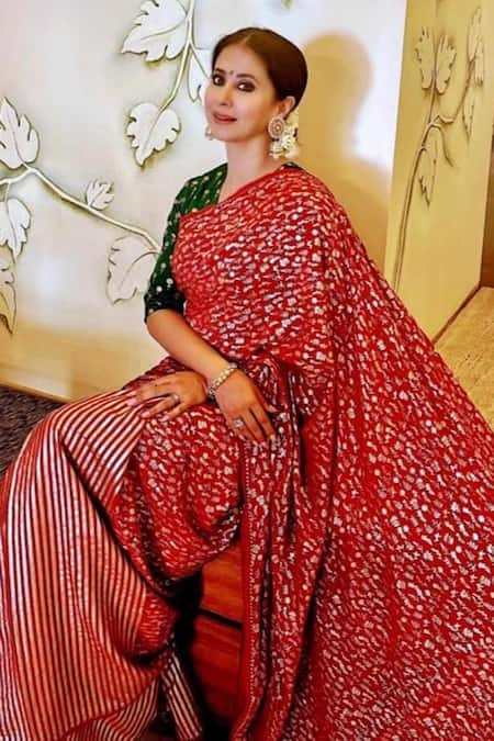 Masaba_Maroon Crepe Foil Print Saree _at_Aza_Fashions