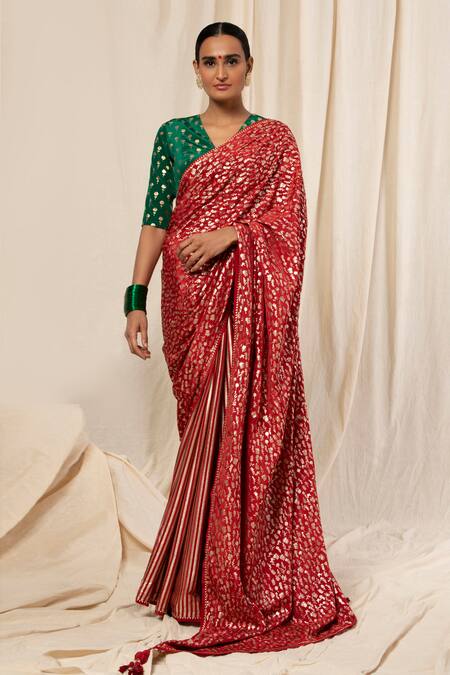 Masaba_Maroon Crepe Foil Print Saree _Online_at_Aza_Fashions