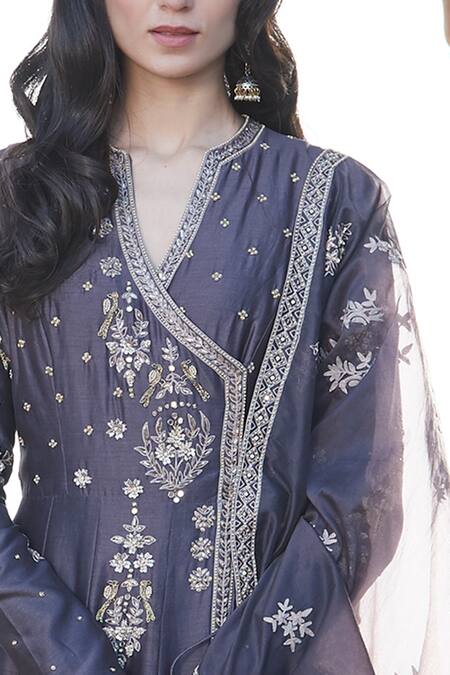 Shop Matsya Grey Chanderi Silk Round Anarkali Set at Aza Fashions Shop_Matsya_Grey Chanderi Silk Round Anarkali Set_at_Aza_Fashions