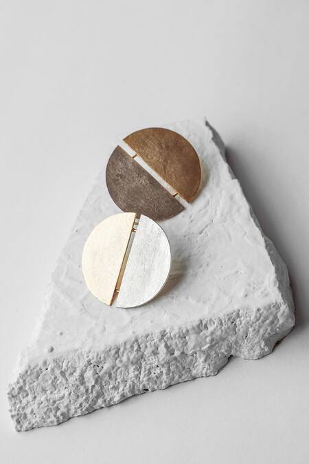 DE'Anma Gold Plated Cut Work Circular Studs Online at Aza Fashions DE'Anma_Gold Plated Cut Work Circular Studs _Online_at_Aza_Fashions