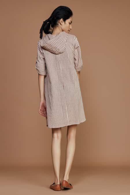 Shop MATI_1 Pink Cotton Striped V Neck Hooded Tunic at Aza Fashions Shop_MATI_1_Pink Cotton Striped V Neck Hooded Tunic _at_Aza_Fashions