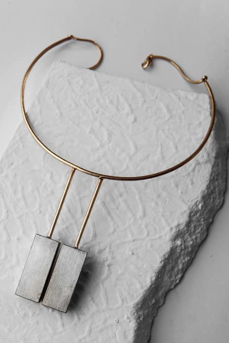 DE'Anma Gold Plated Geometric Pendant Necklace Online at Aza Fashions DE'Anma_Gold Plated Geometric Pendant Necklace _Online_at_Aza_Fashions