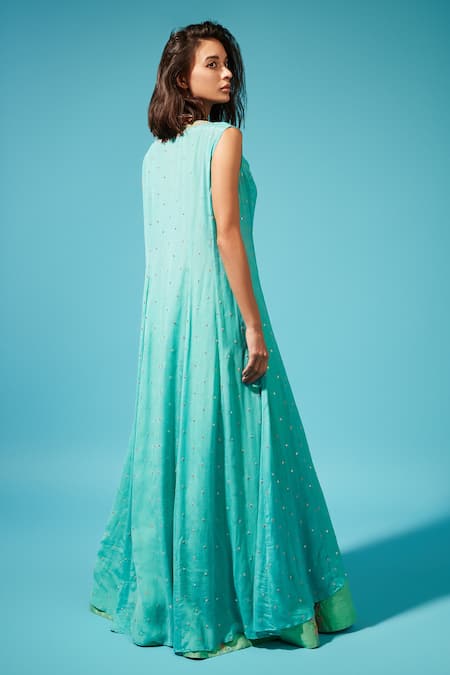 Chamee And Palak Embroidered Cape & Palazzo Set 