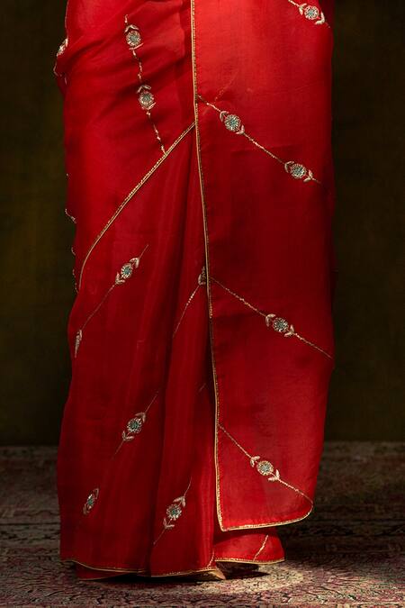 Buy Weaver Story Red Organza Floral, Zardozi Work Handloom Saree Online at Aza Fashions Buy_Weaver Story_Red Organza Floral, Zardozi Work Handloom Saree _Online_at_Aza_Fashions