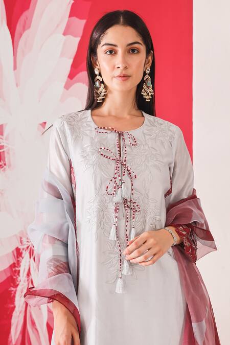 Mehak Talreja Couturre_Grey Chanderi Printed And Embellished Floral Notched Round Embroidered Kurta Set _Online_at_Aza_Fashions