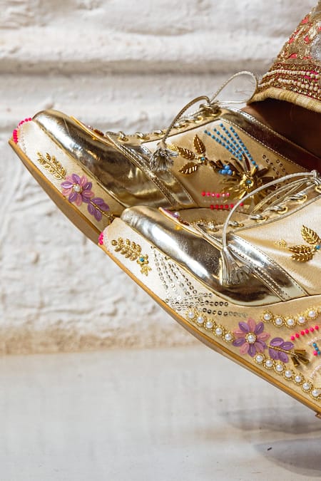 Tiesta Gold Embroidery Sneaker Wedges at Aza Fashions Tiesta_Gold Embroidery Sneaker Wedges _at_Aza_Fashions