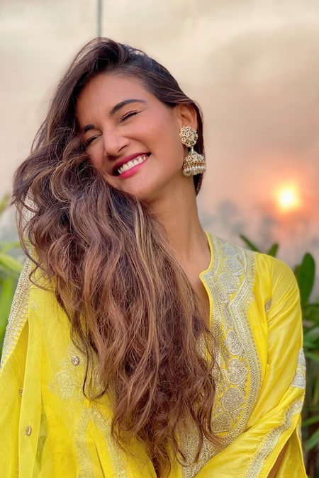 Gopi Vaid_Yellow Dupatta Organza, Kurta Tussar Silk, Sharara Muzafar Embroidered Set_at_Aza_Fashions