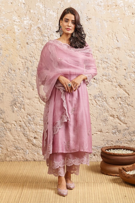 NAAZ BY NOOR Embroidered Silk Chanderi Kurta Set 