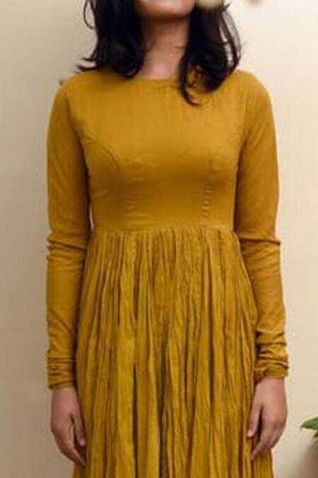 Dot Yellow Cotton Round Anarkali Kurta Online at Aza Fashions Dot_Yellow Cotton Round Anarkali Kurta _Online_at_Aza_Fashions