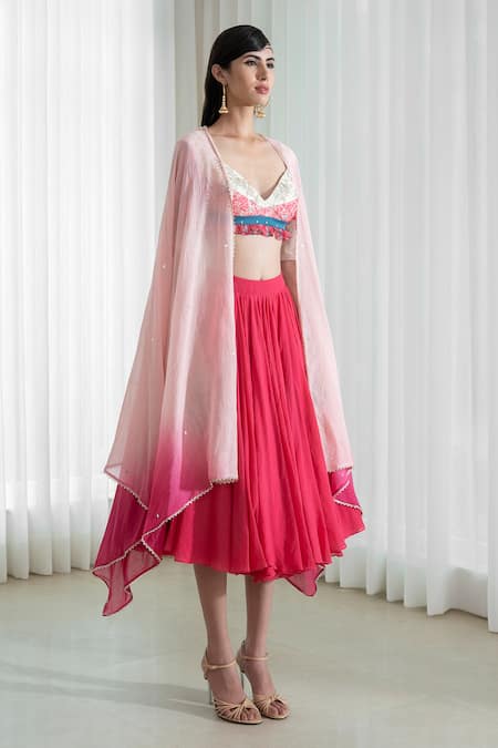 Mandira Wirk - Indian White V Neck Cropped Lehenga Set Online at Aza Fashions Mandira Wirk - Indian_White V Neck Cropped Lehenga Set _Online_at_Aza_Fashions