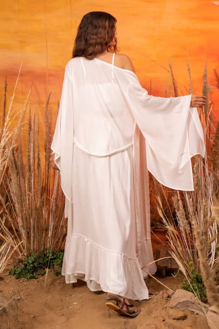 Label Reyya Tiered Jacket Pant Set 