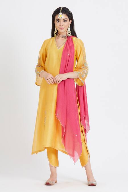 Shop Mandira Wirk - Indian Yellow Chanderi V Neck Kurta Set Online at Aza Fashions Shop_Mandira Wirk - Indian_Yellow Chanderi V Neck Kurta Set _Online_at_Aza_Fashions
