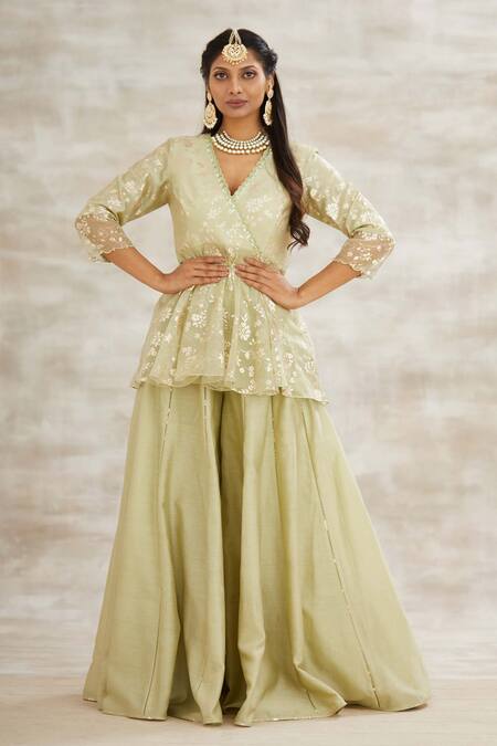 Mandira Wirk - Indian_Green Chanderi Embroidered Kurta Set _Online_at_Aza_Fashions