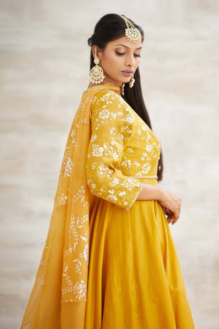 Buy Mandira Wirk - Indian Yellow Chanderi Foil Print Anarkali Set Online at Aza Fashions Buy_Mandira Wirk - Indian_Yellow Chanderi Foil Print Anarkali Set _Online_at_Aza_Fashions