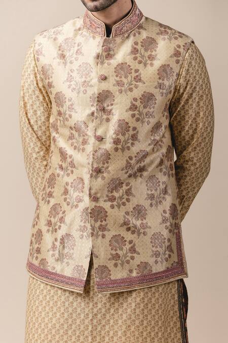 Tarun Tahiliani_Gold Moonga Brocade Bundi_at_Aza_Fashions