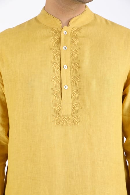Linen Bloom Yellow 100% Pure Linen Kurta at Aza Fashions Linen Bloom_Yellow 100% Pure Linen Kurta _at_Aza_Fashions